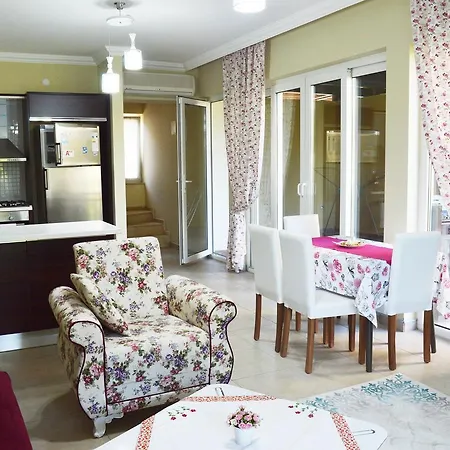 Apartment Sultan Homes 1 *