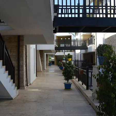 Sultan Homes מלון